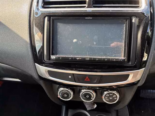 MITSUBISHI RVR