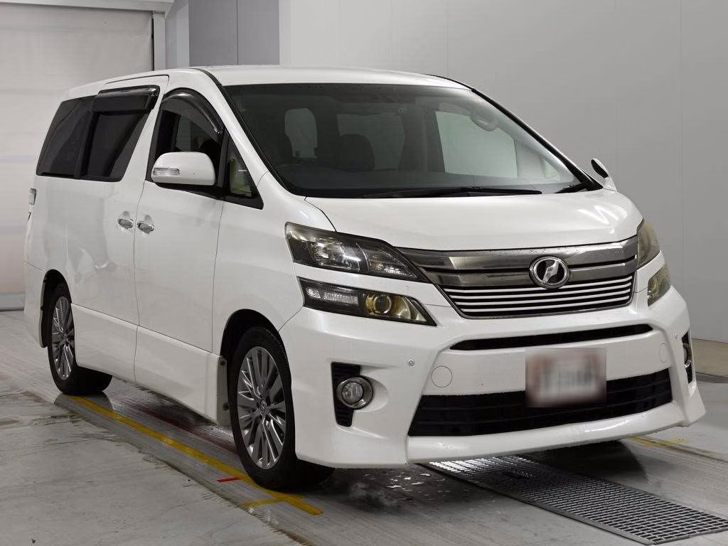 TOYOTA VELLFIRE
