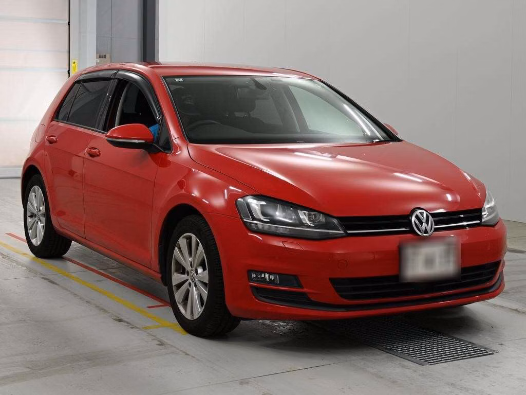 VOLKSWAGEN GOLF