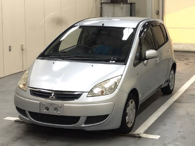 MITSUBISHI COLT