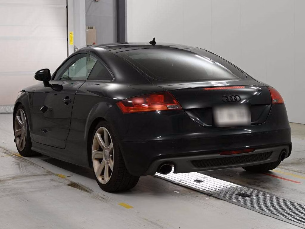AUDI TT