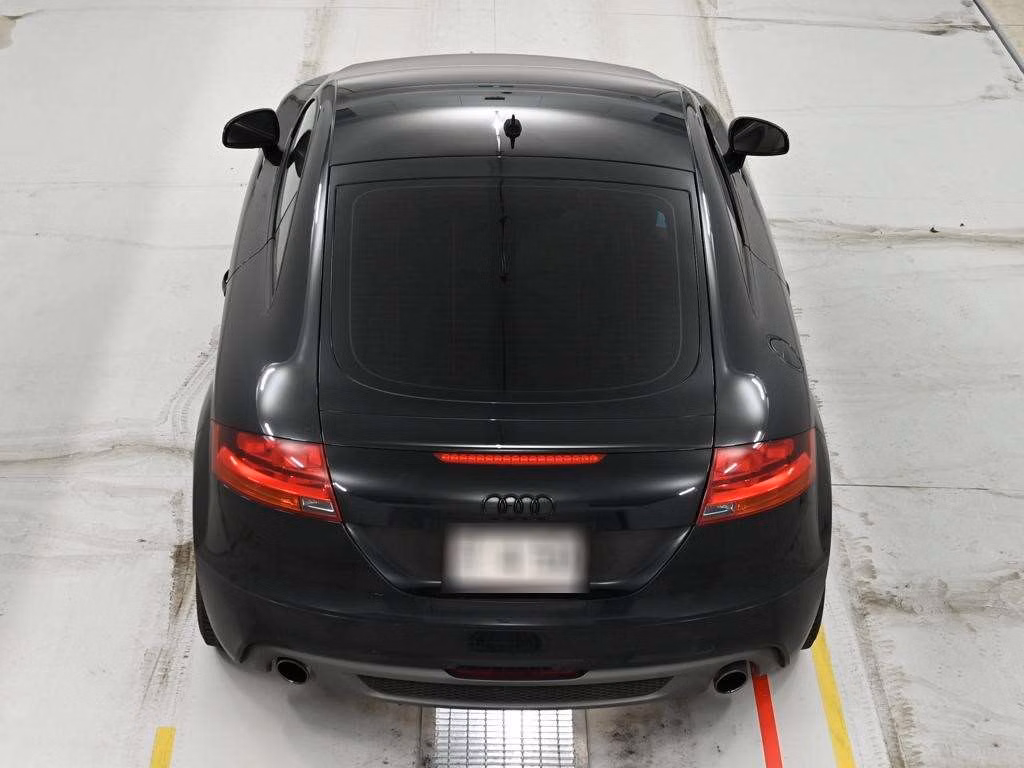 AUDI TT