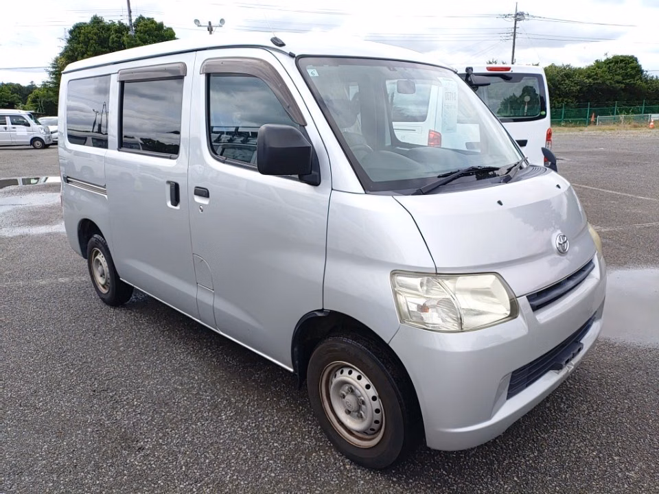 TOYOTA LITE ACE
