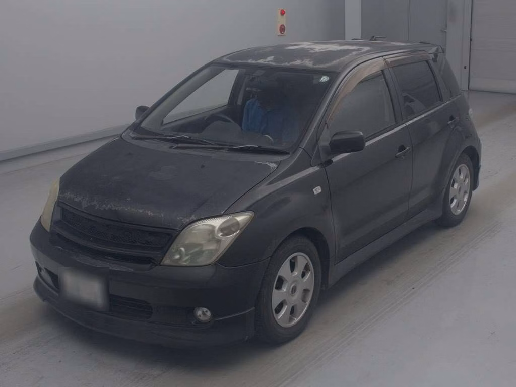 TOYOTA IST