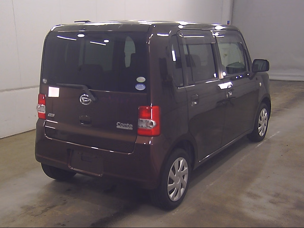 DAIHATSU MOVE CONTE
