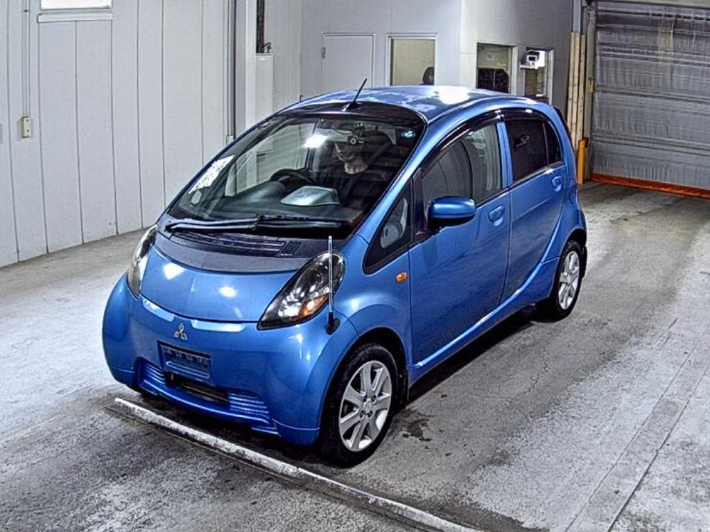 MITSUBISHI I