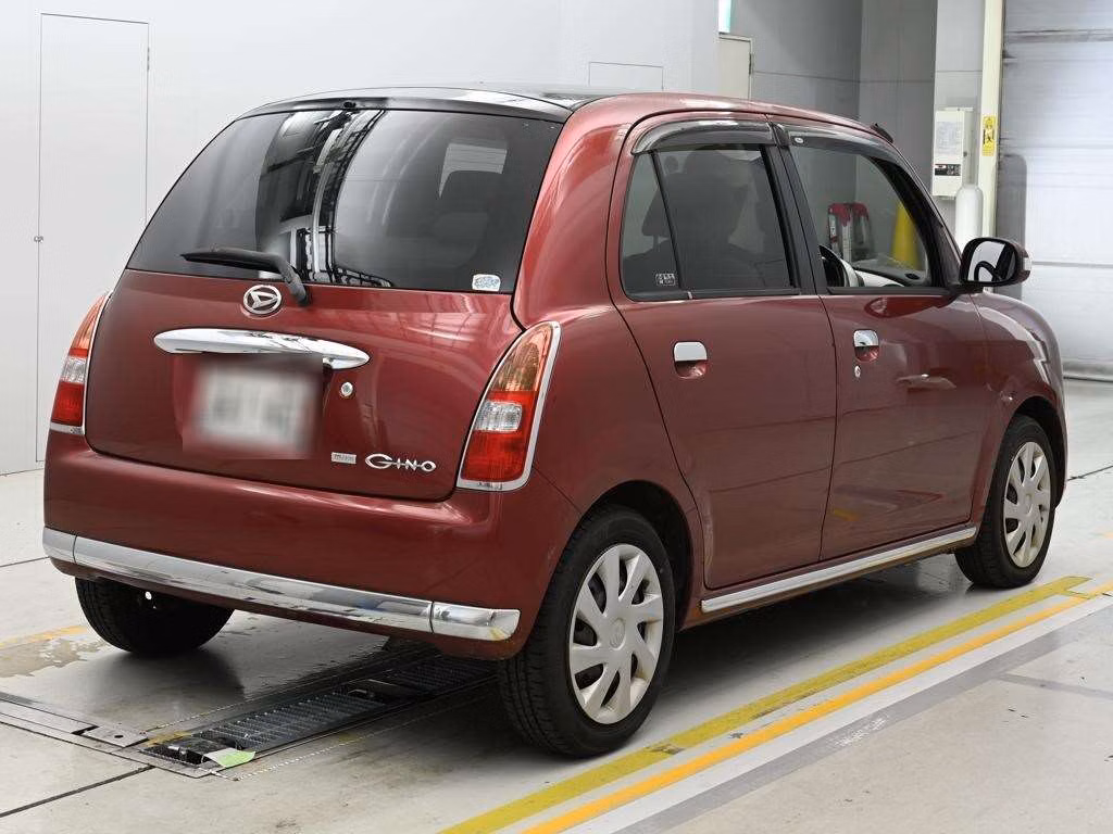 DAIHATSU MIRA GINO