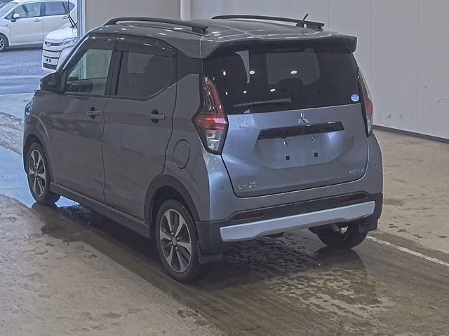MITSUBISHI EK X