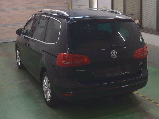 VOLKSWAGEN SHARAN