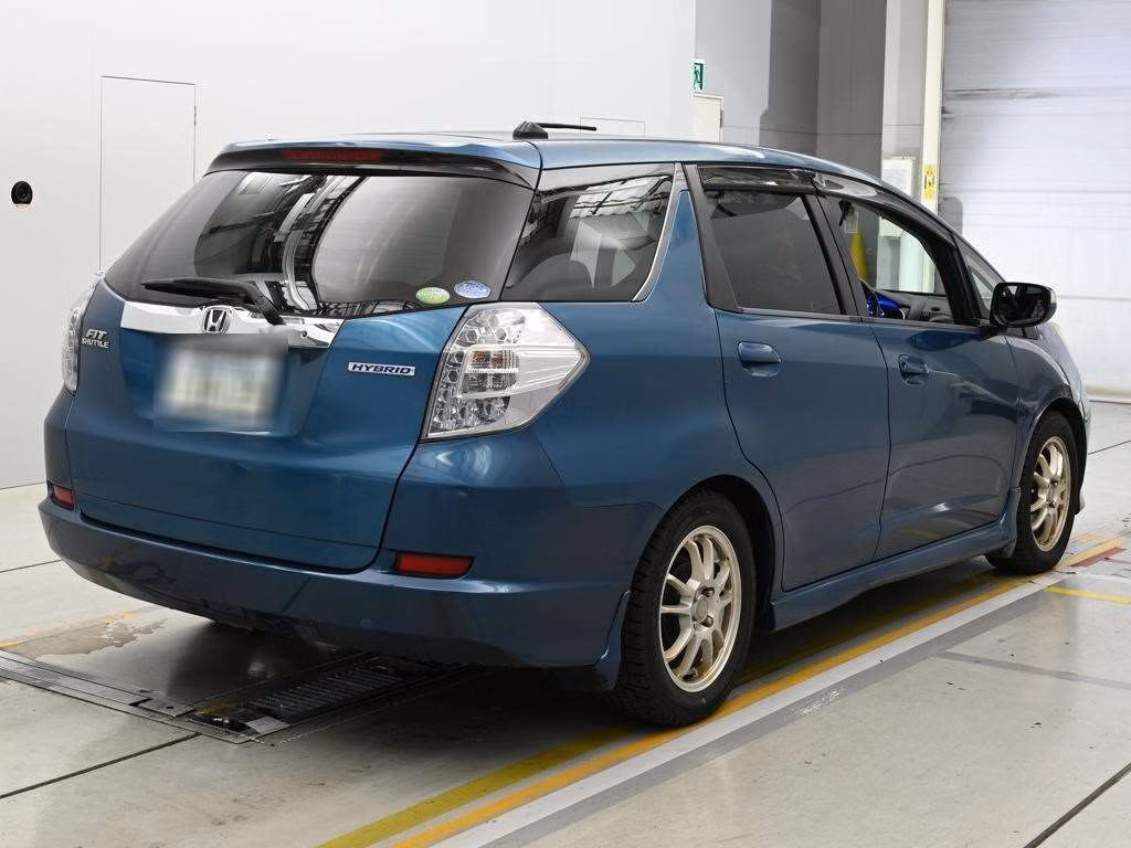 HONDA FIT SHUTTLE