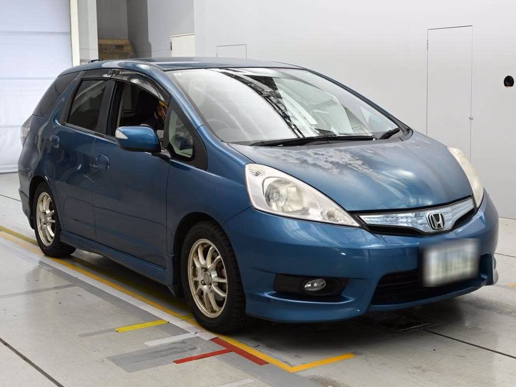 HONDA FIT SHUTTLE