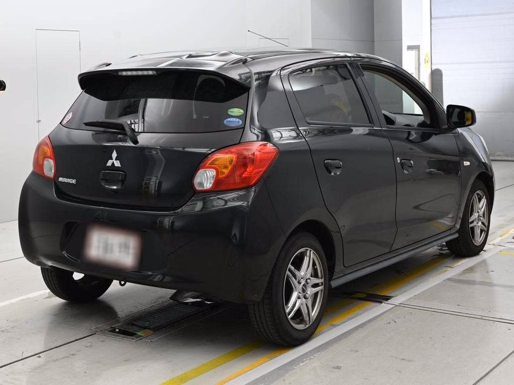 MITSUBISHI MIRAGE