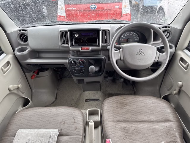 MITSUBISHI MINICAB