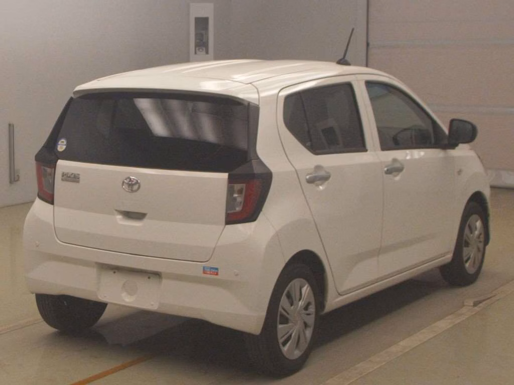 TOYOTA PIXIS EPOCH