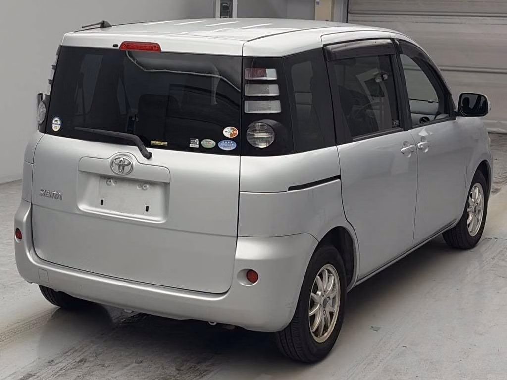 TOYOTA SIENTA