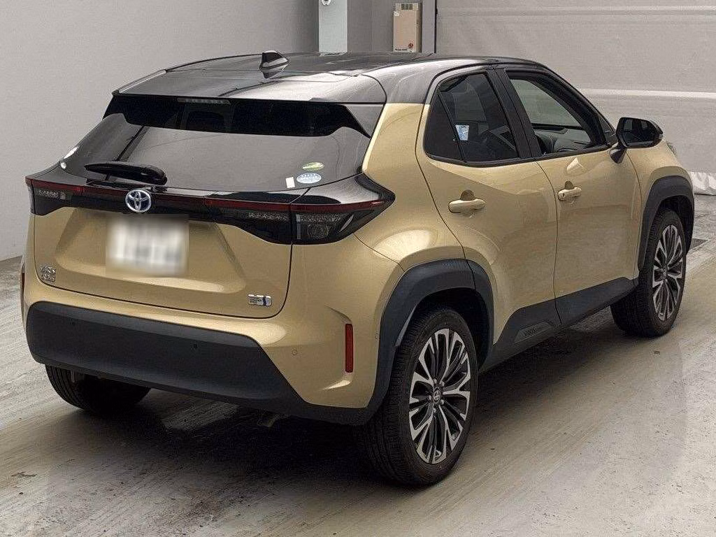 TOYOTA YARIS CROSS