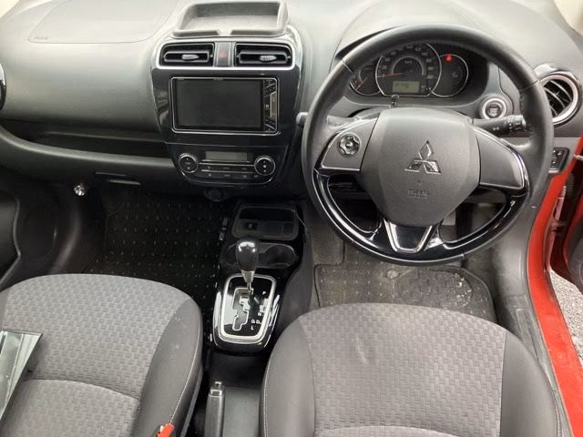 MITSUBISHI MIRAGE
