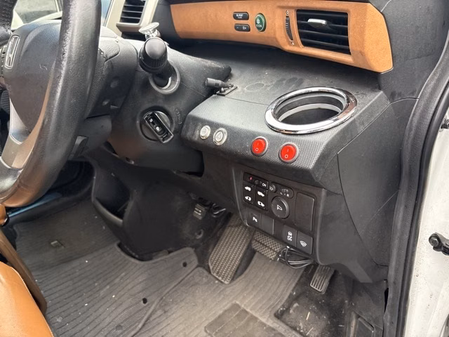 HONDA FREED SPIKE