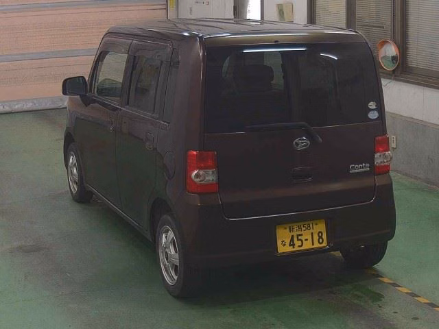 DAIHATSU MOVE CONTE