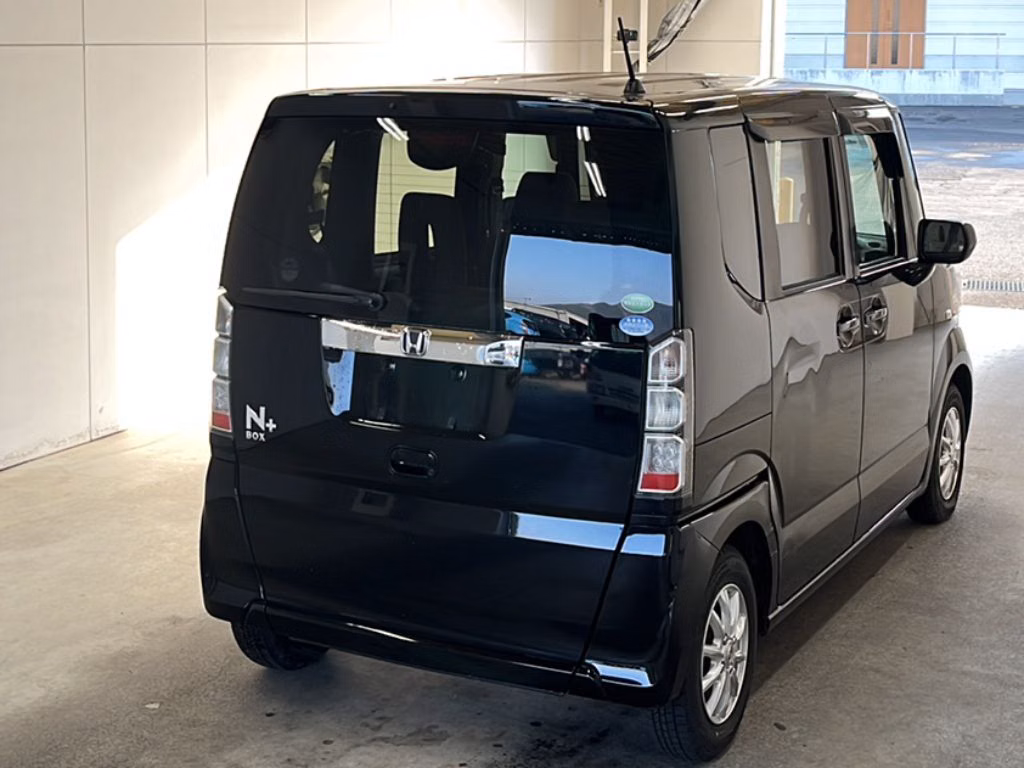 HONDA N-BOX+