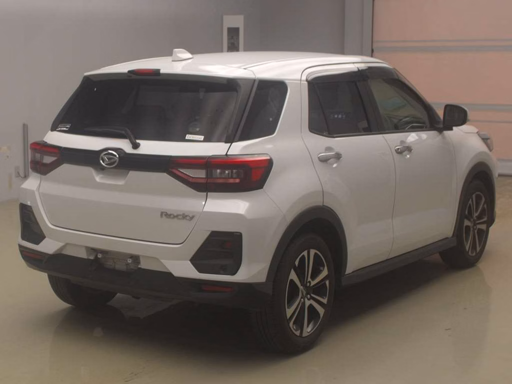 DAIHATSU ROCKY