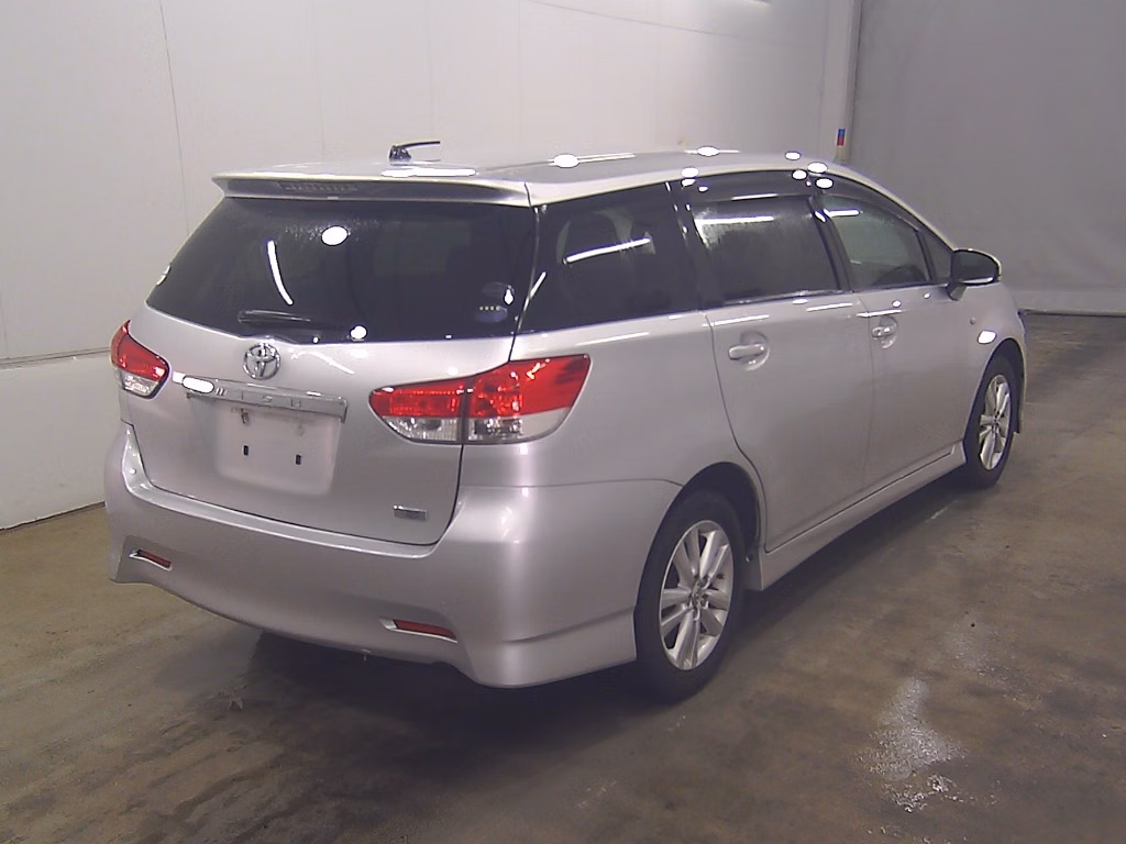 TOYOTA WISH