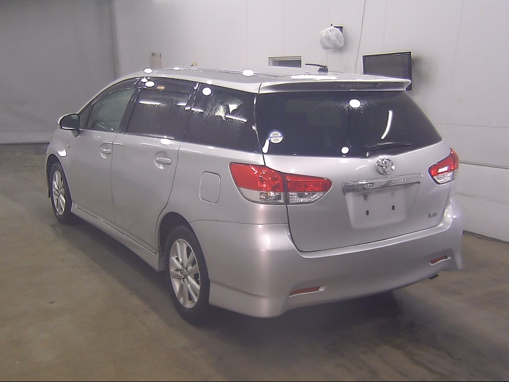 TOYOTA WISH