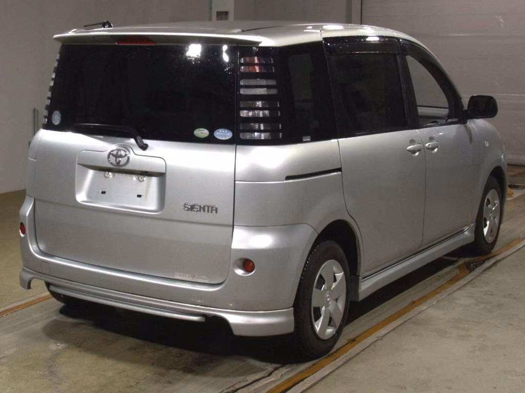 TOYOTA SIENTA
