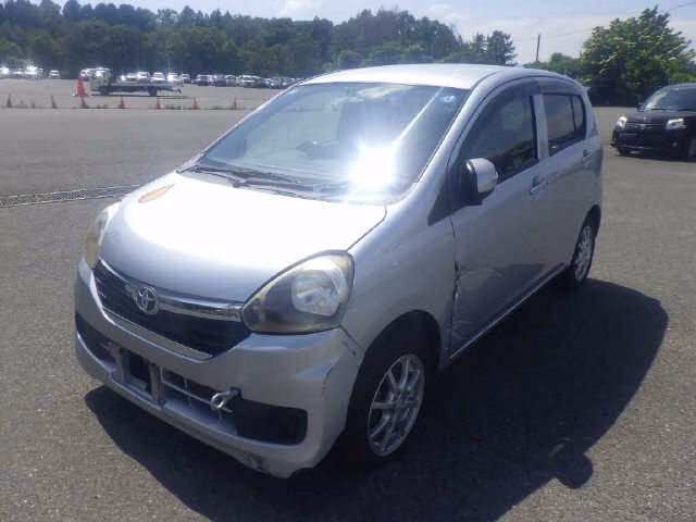 TOYOTA PIXIS EPOCH