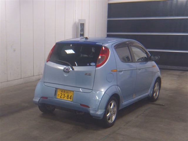 SUBARU R2