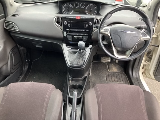 CHRYSLER YPSILON