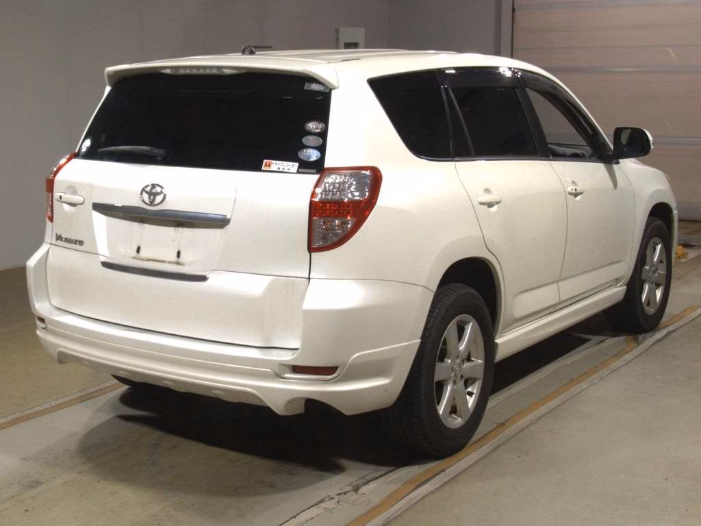 TOYOTA VANGUARD