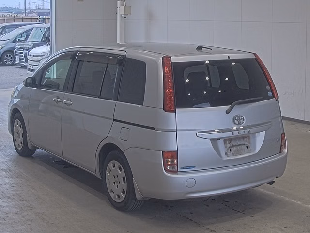 TOYOTA ISIS