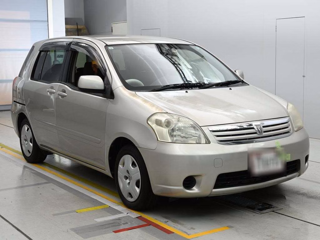 TOYOTA RAUM