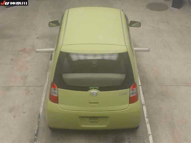 DAIHATSU ESSE