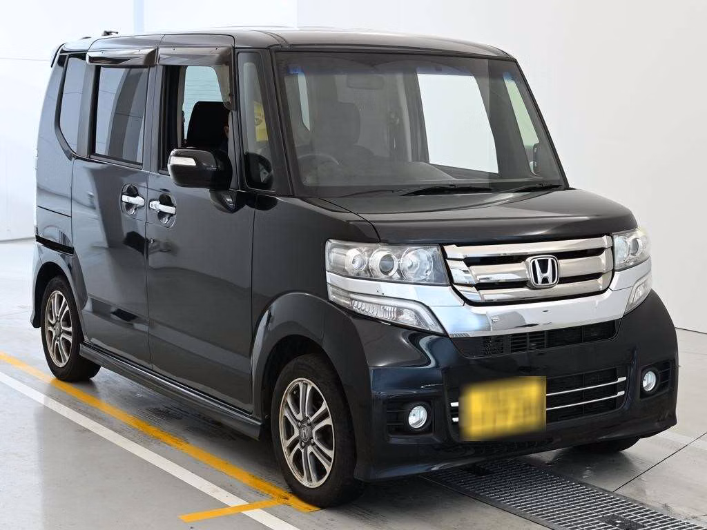 HONDA N-BOX