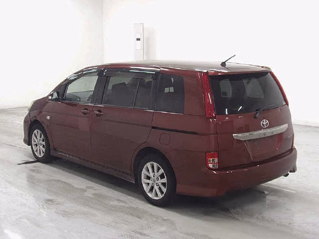 TOYOTA ISIS