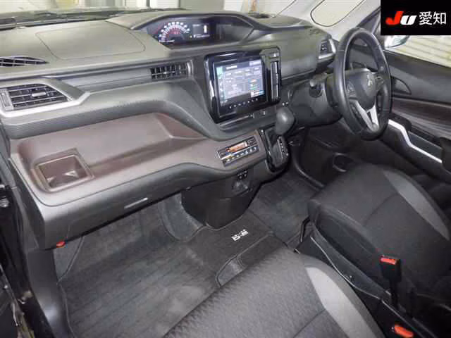 MITSUBISHI DELICA D:2