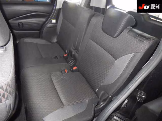 MITSUBISHI DELICA D:2