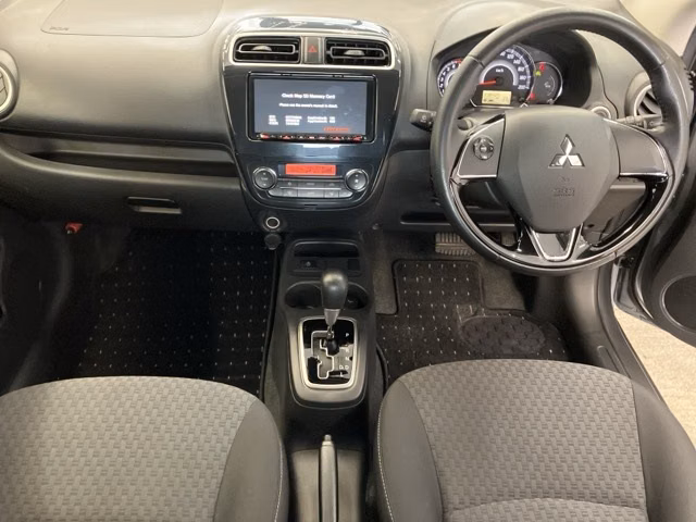 MITSUBISHI MIRAGE