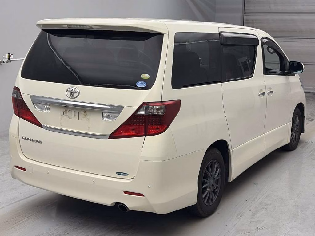 TOYOTA ALPHARD