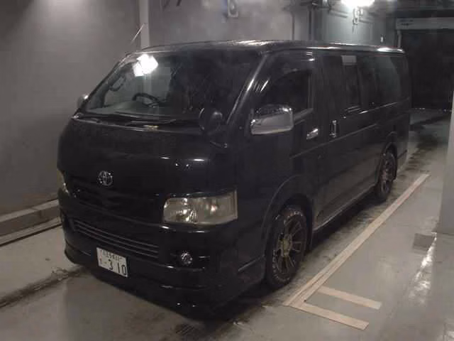 TOYOTA REGIUS ACE