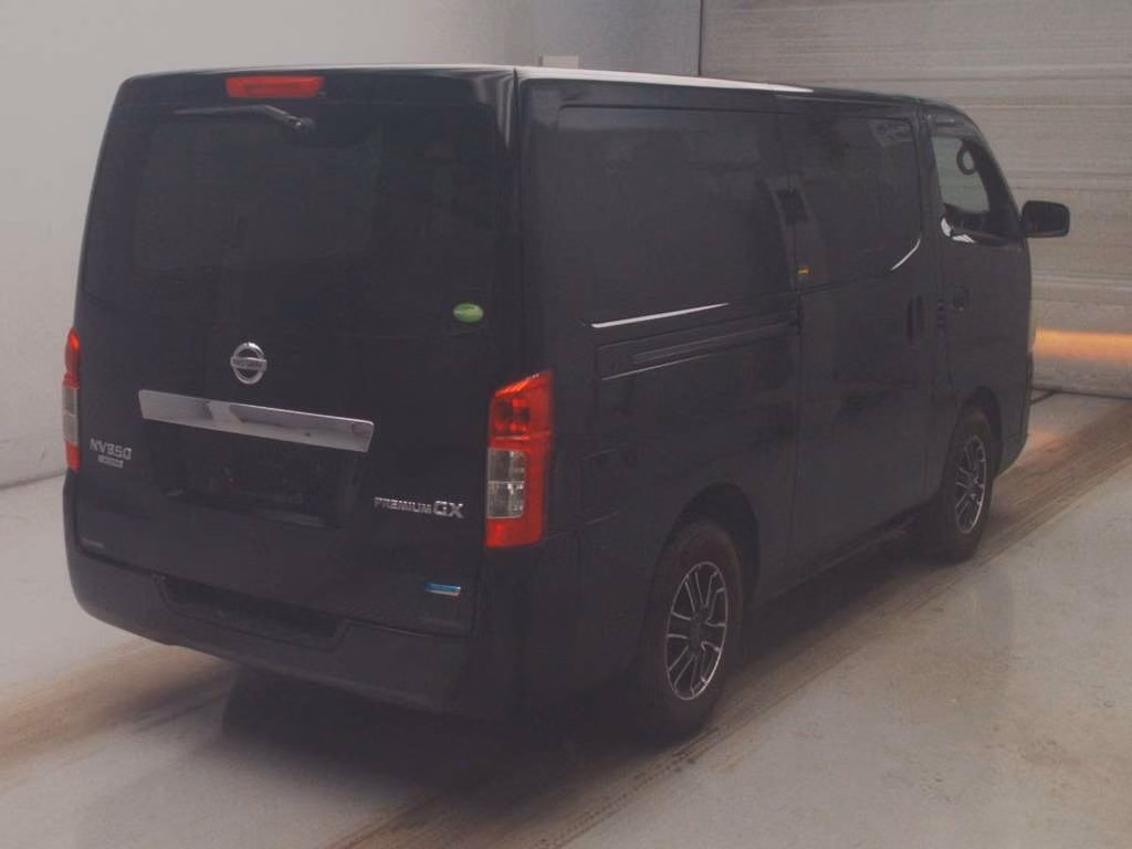 NISSAN NV350 CARAVAN