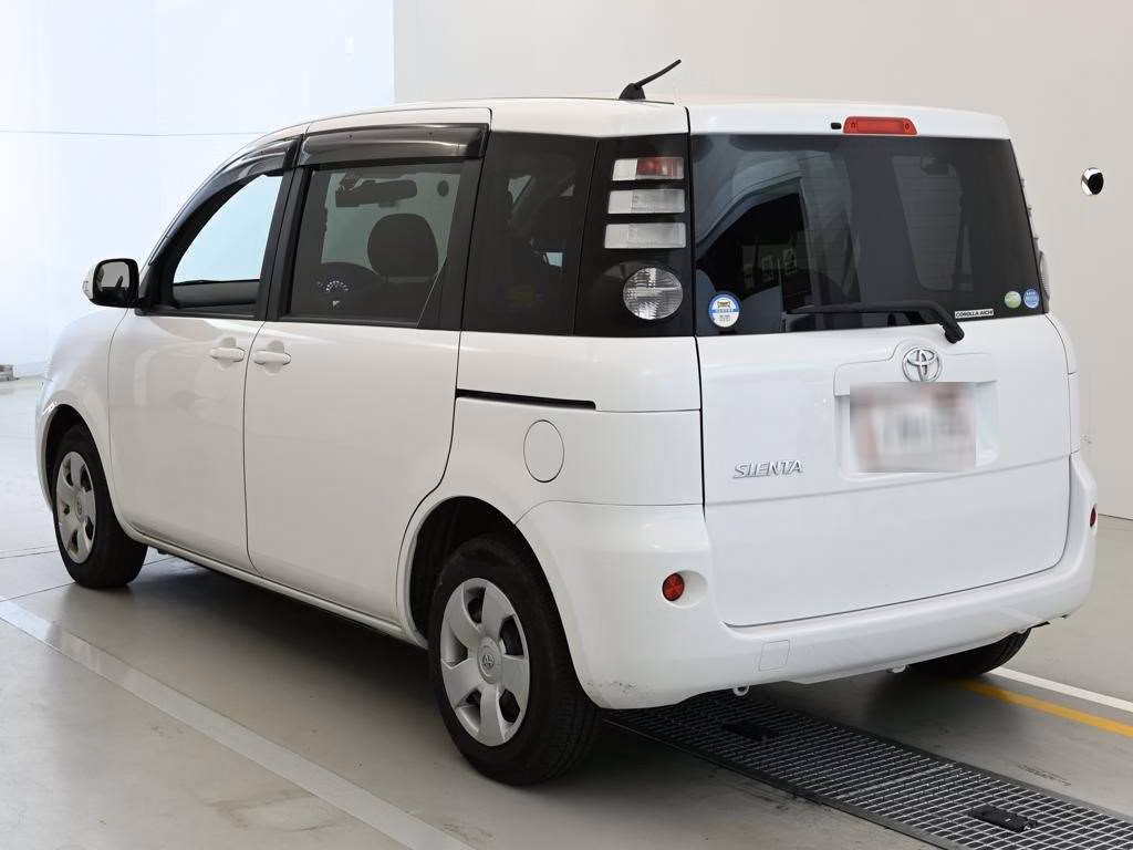 TOYOTA SIENTA