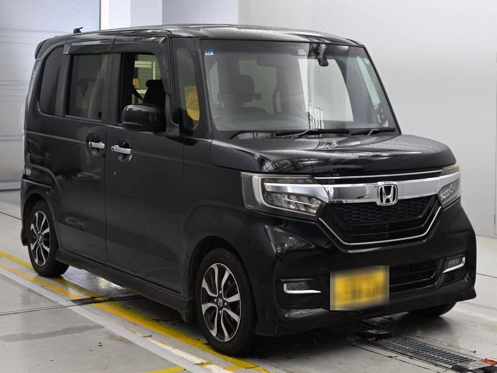 HONDA N-BOX