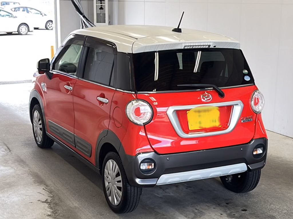 DAIHATSU CAST