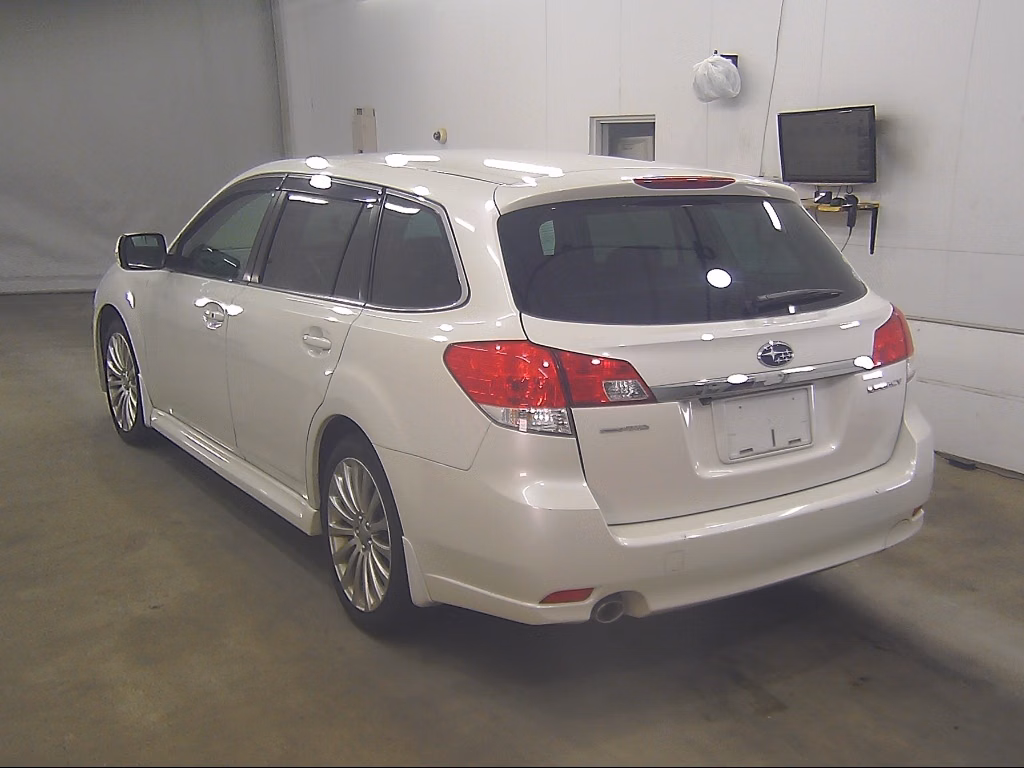 SUBARU LEGACY