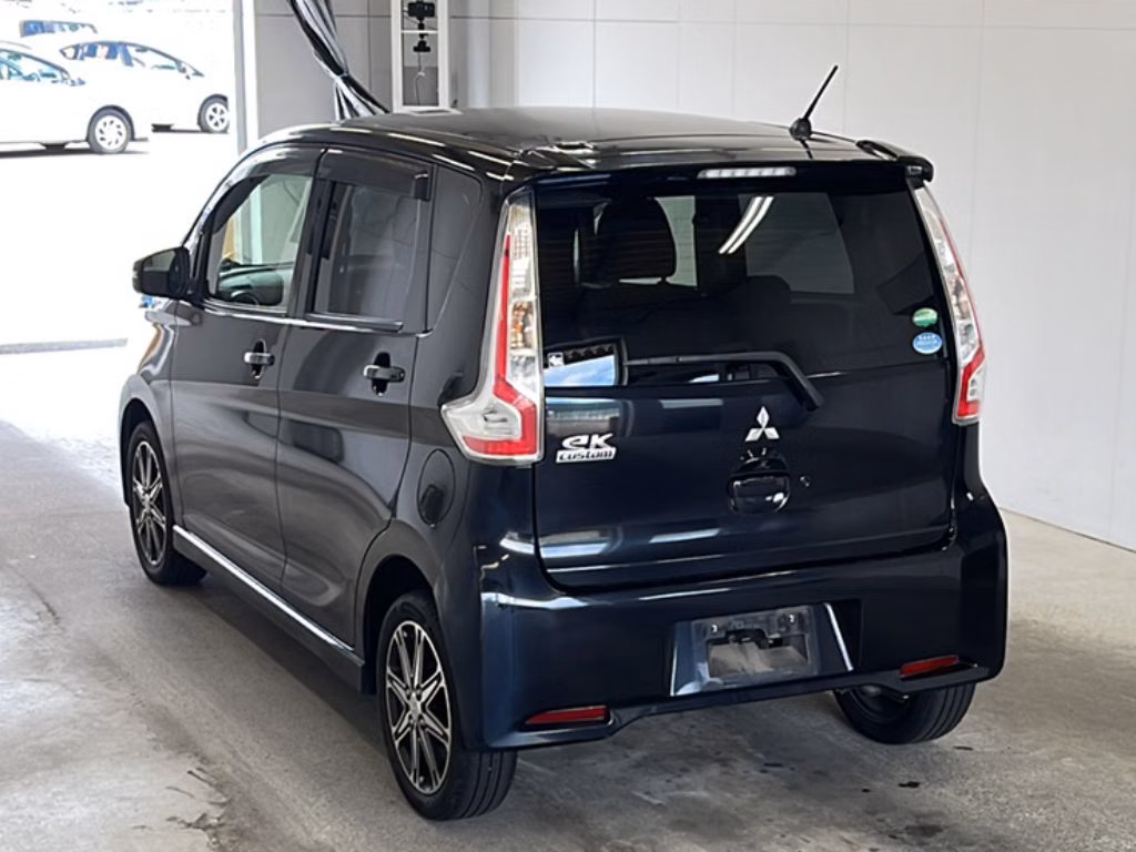 MITSUBISHI EK CUSTOM
