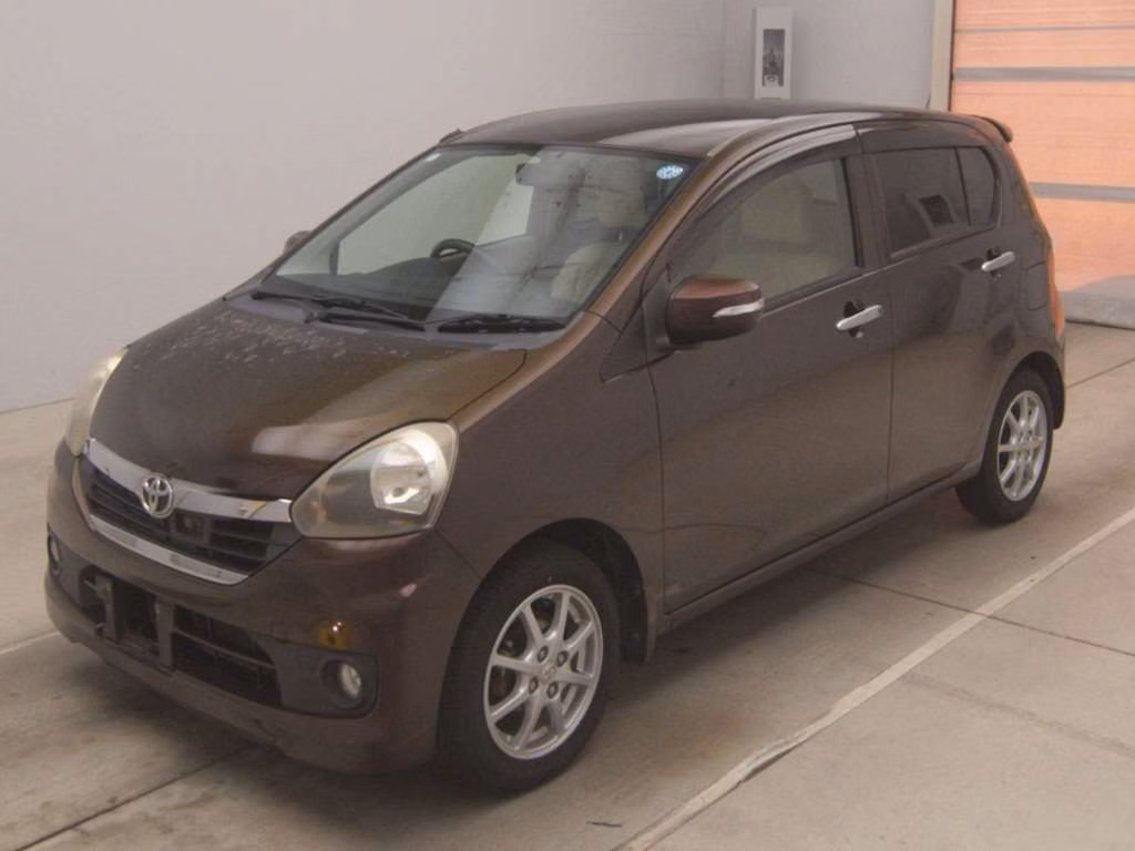 TOYOTA PIXIS EPOCH
