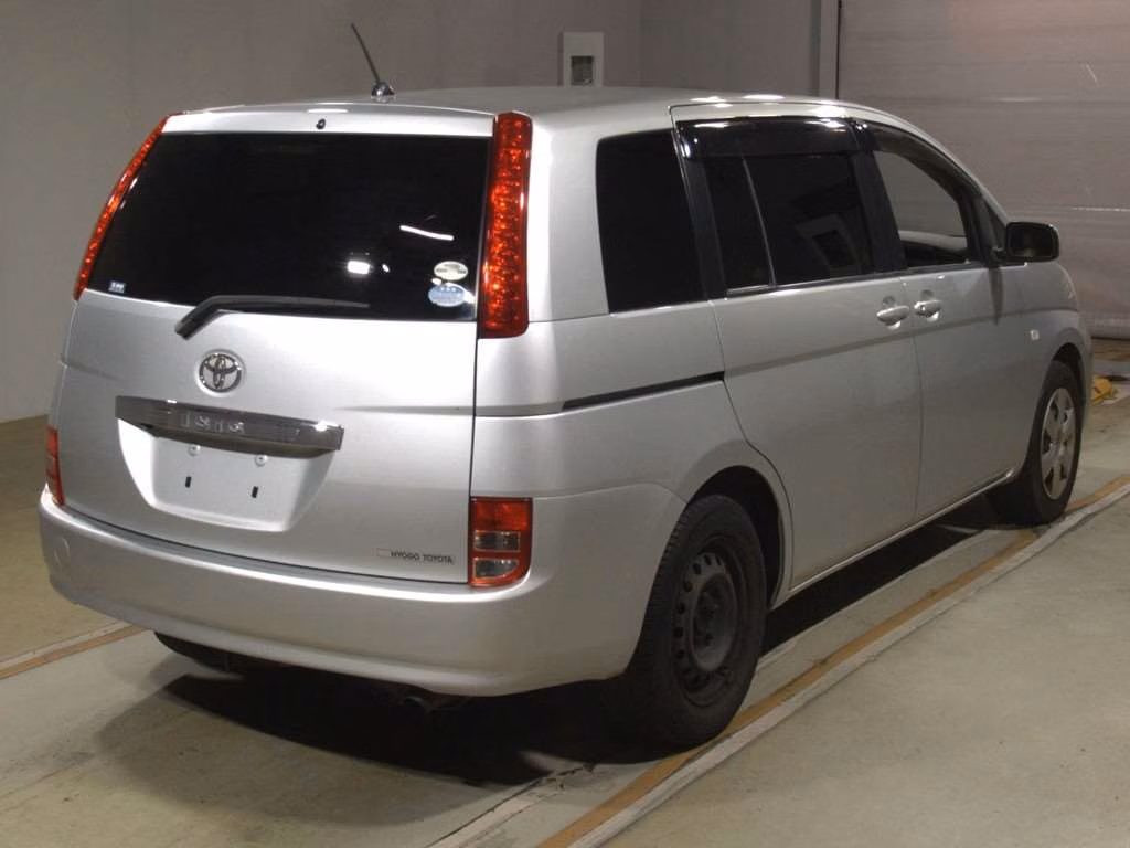 TOYOTA ISIS